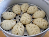 好吃的西葫芦牛肉包子做法图解10)
