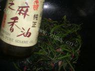 念念不忘的蒜香苋菜做法图解7)