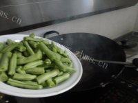 味道不错的干煸豆角做法图解6)