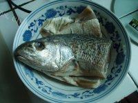 色味俱佳的红烧黄鱼做法图解2)