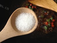 酥脆的干锅鲫鱼做法图解9)