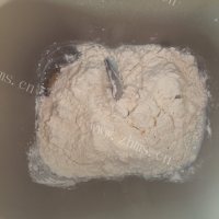 特下饭的豆沙面包做法图解1)