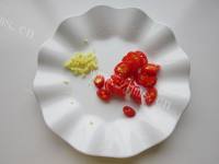 美味的蒜苔牛柳做法图解4)