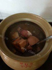 美味的红豆莲藕汤做法图解9)