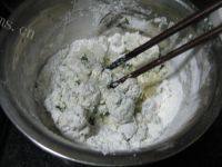 香煎艾饼做法图解4)