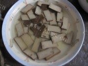 香干炒芹菜做法图解3)