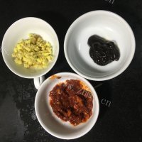 特制甜酱爆炒五花肉做法图解5)