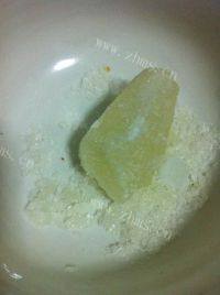 冰糖银耳枸杞梨茶做法图解1)