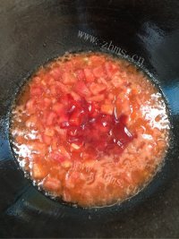 番茄牛肉汤做法图解7)