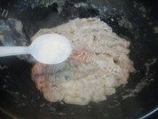 色味俱全的香芋卷做法图解5)