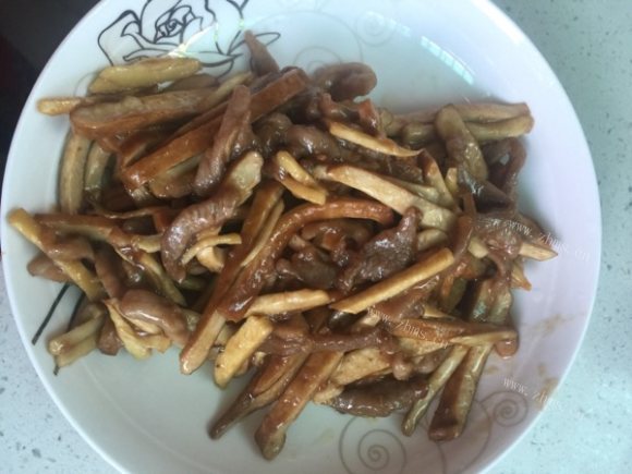喷香的香干肉丝