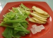 美味的椰汁咖喱蟹做法图解1)