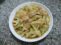 家常菜五花肉炒花菜