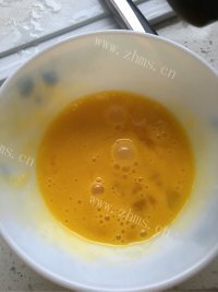 简单的爱心煎蛋做法图解5)