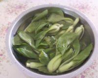 简单的青菜炒香菇做法图解1)