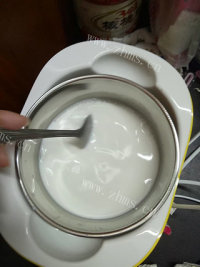 家庭自制酸奶做法图解4)