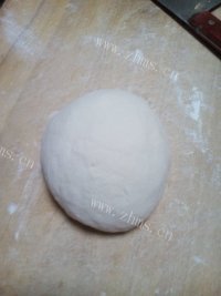 美味的韭菜虾仁水饺做法图解1)