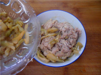 营养的清蒸榨菜肉丝做法图解6)