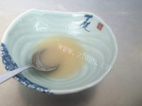 美味的金针菇拌海带丝做法图解7)