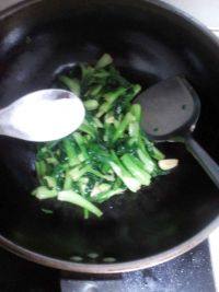 家常菜蒜香油菜