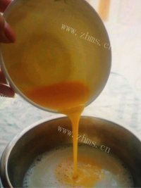 自制焦糖布丁做法图解2)