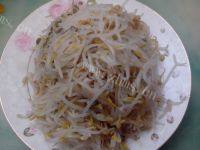 家常菜韭菜炒绿豆芽做法图解3)
