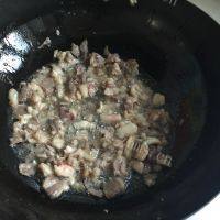 家常菜红烧土豆做法图解5)