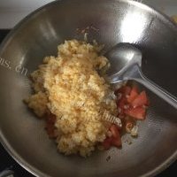 美味的西红柿黄金蛋炒饭的做法图解六