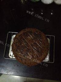手工巧克力蛋糕做法图解12)