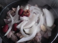 美味的炖牛腩做法图解6)