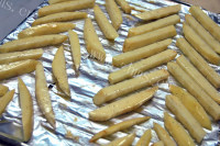 色味俱佳的烤薯条做法图解4)