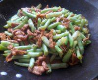家常菜四季豆炒肉片