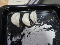 白菜猪肉煎饺做法图解18)