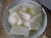 家常菜咸肉蒸冬瓜做法图解1)
