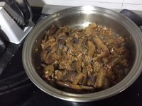 香喷喷的肉末炒茄子做法图解7)