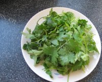 好吸收的香菜瘦肉粥做法图解4)