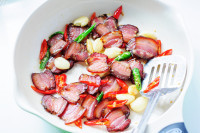 家常菜小炒腊肉