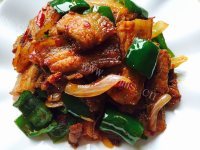 简单版青椒回锅肉做法图解12)