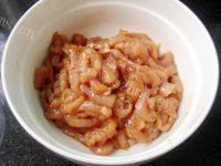 家常菜榨菜香菇炒肉丝做法图解2)