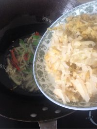 家常菜炒酸菜做法图解3)