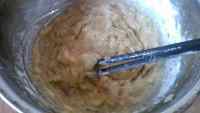 美味的鲜虾肉馅芋泥饼做法图解5)