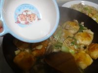 美味的蚝香红薯油豆腐做法图解15)