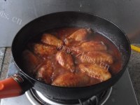 美味的香辣鸡翅做法图解10)