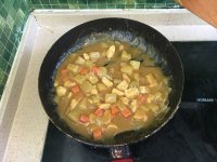 美味的鸡肉咖喱饭做法图解7)