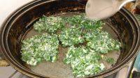 自制野菜饼做法图解7)