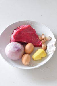 好吃的牛肉臊子饭做法图解1)