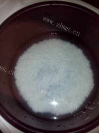 色泽鲜亮的杂粮粥做法图解3)