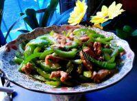 家常菜青椒炒肉丝