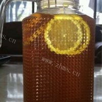 独特的柠檬蜂蜜水的做法图解三