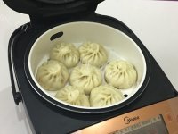 美味的香葱猪肉包